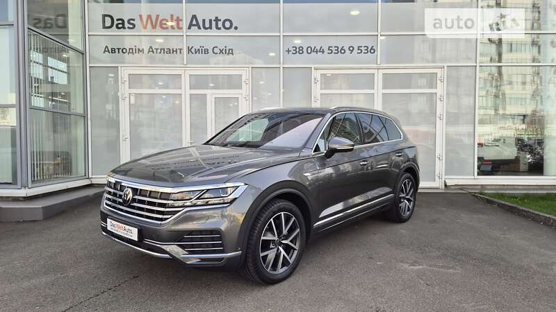 2023 volkswagen touareg