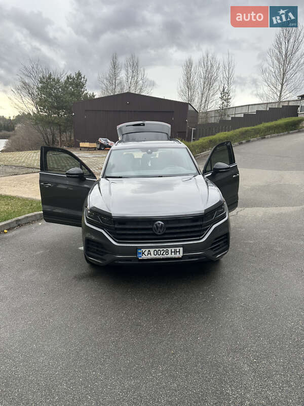 2018 volkswagen touareg