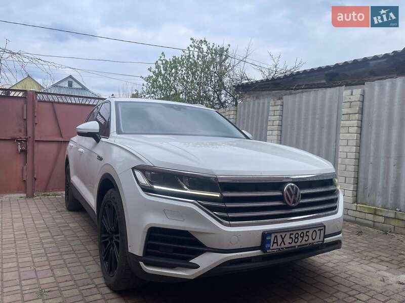 2018 volkswagen touareg