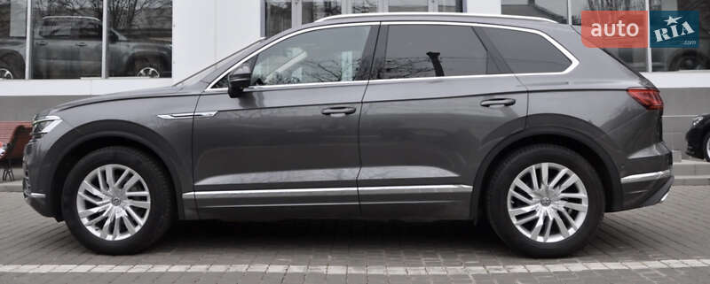 2018 volkswagen touareg