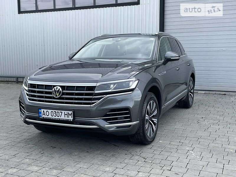 2019 volkswagen touareg
