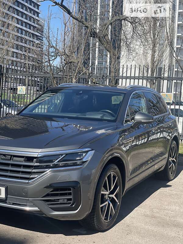 2019 volkswagen touareg