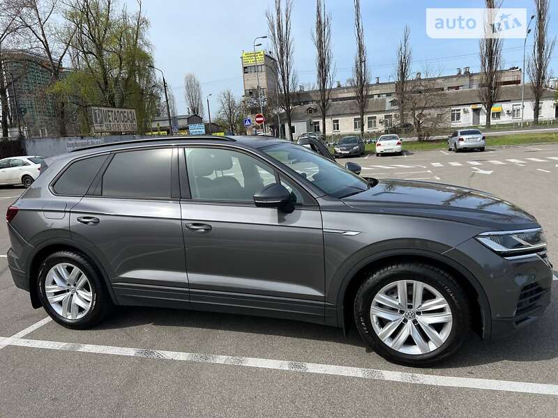 2019 volkswagen touareg