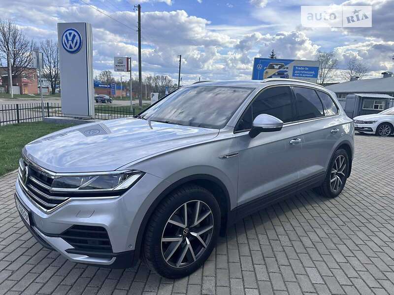 2019 volkswagen touareg