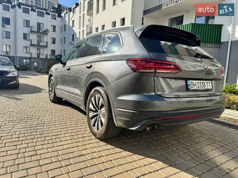 2021 volkswagen touareg