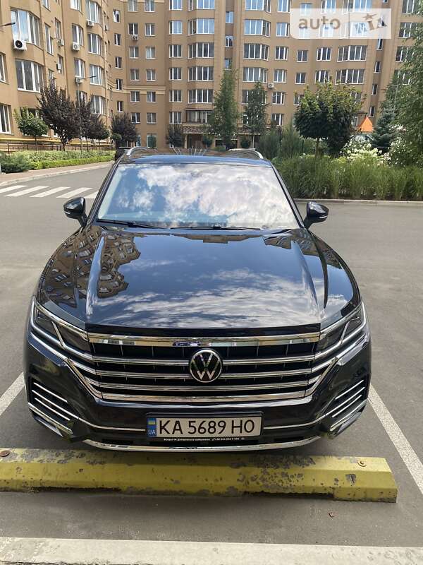 2022 volkswagen touareg
