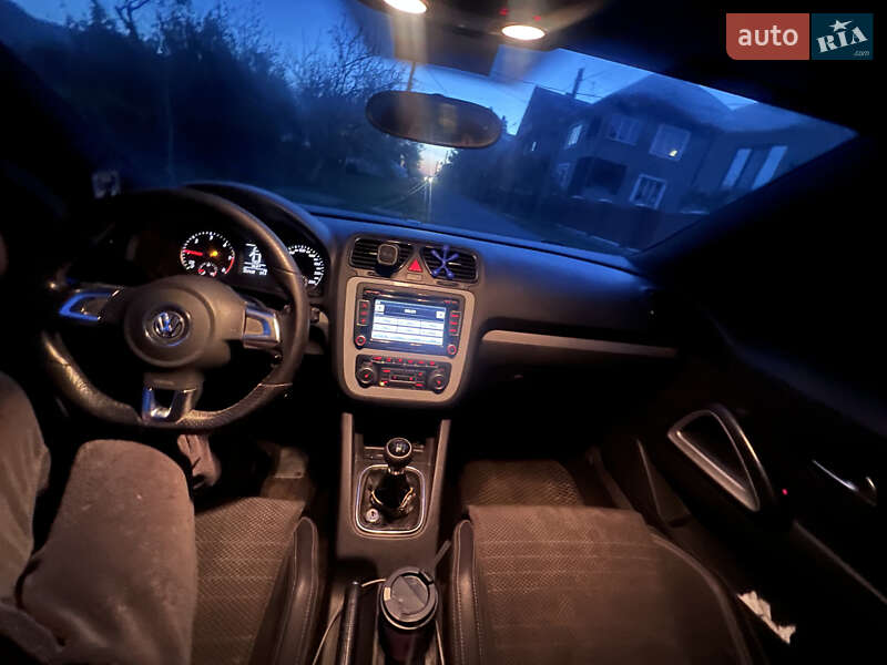 2010 volkswagen scirocco