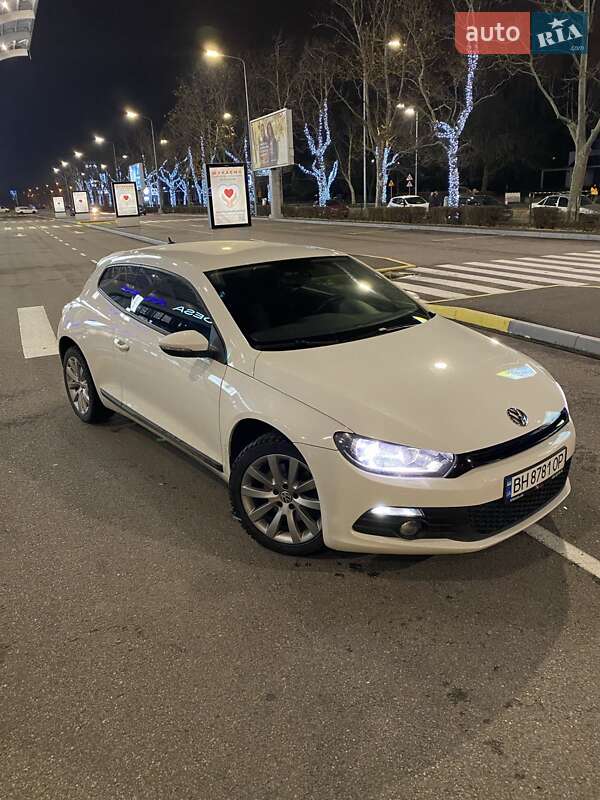 2011 volkswagen scirocco