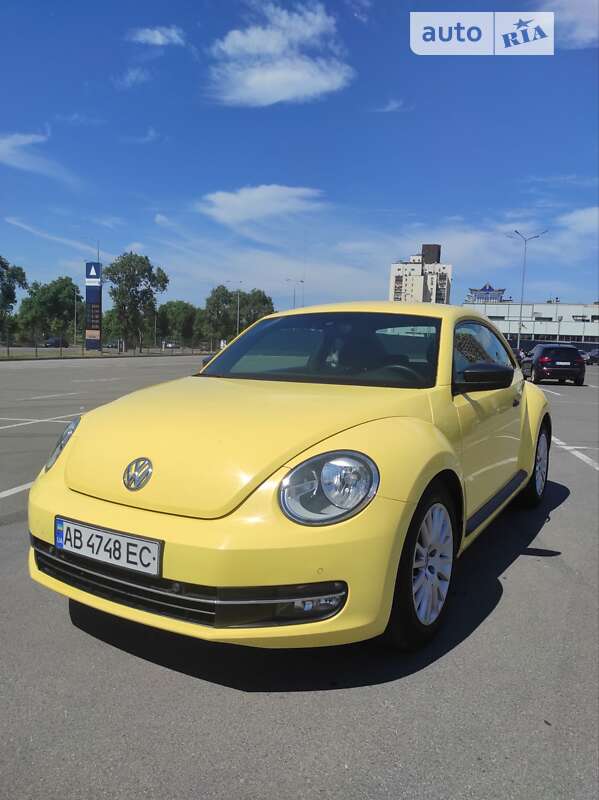 2012 volkswagen beetle