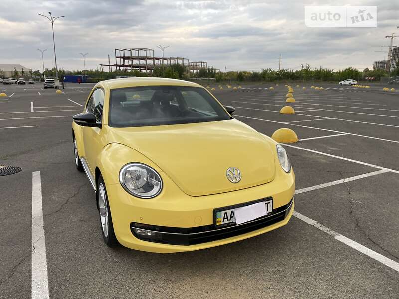 2013 volkswagen beetle