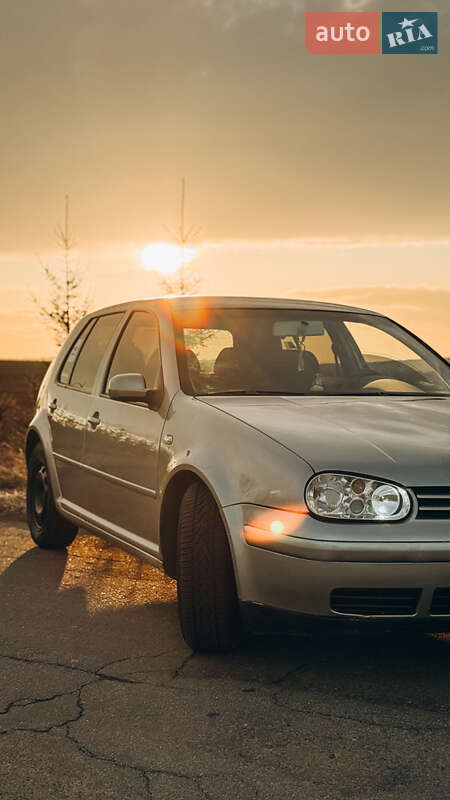 2003 volkswagen golf