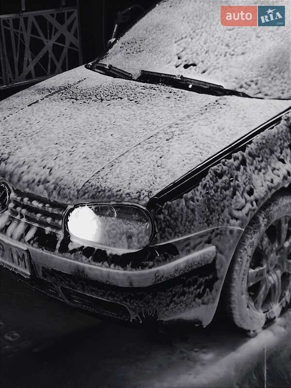 2003 volkswagen golf