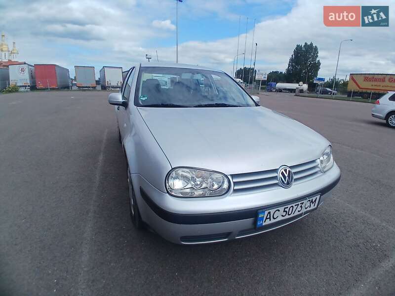 2003 volkswagen golf