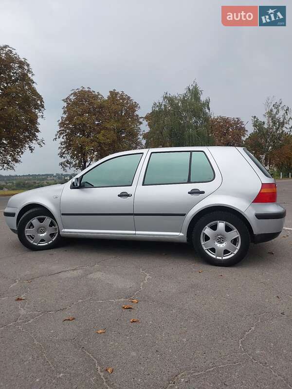 2003 volkswagen golf