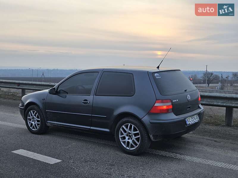 2003 volkswagen golf