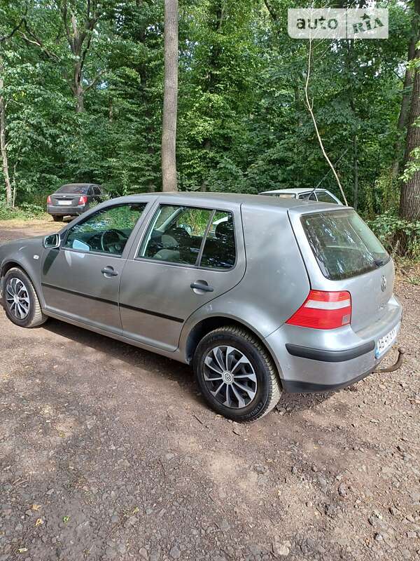 2003 volkswagen golf