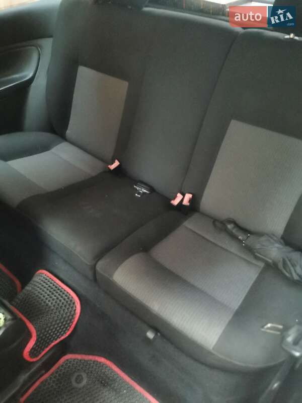 2003 volkswagen golf