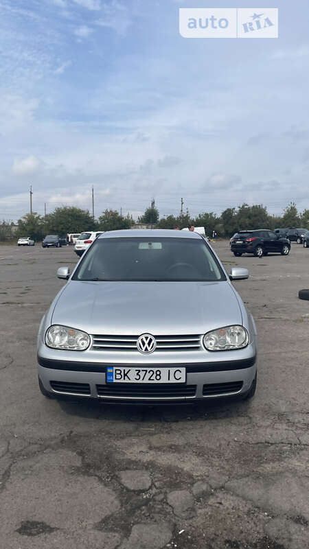 2003 volkswagen golf
