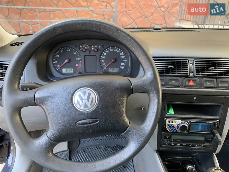 2005 volkswagen golf