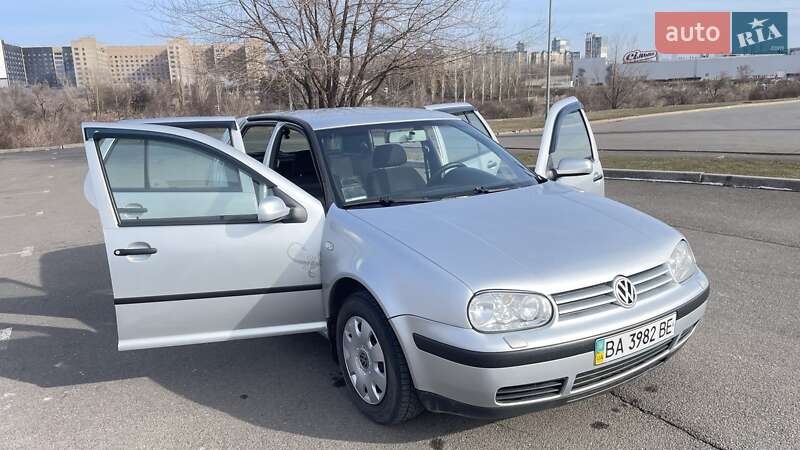 2003 volkswagen golf