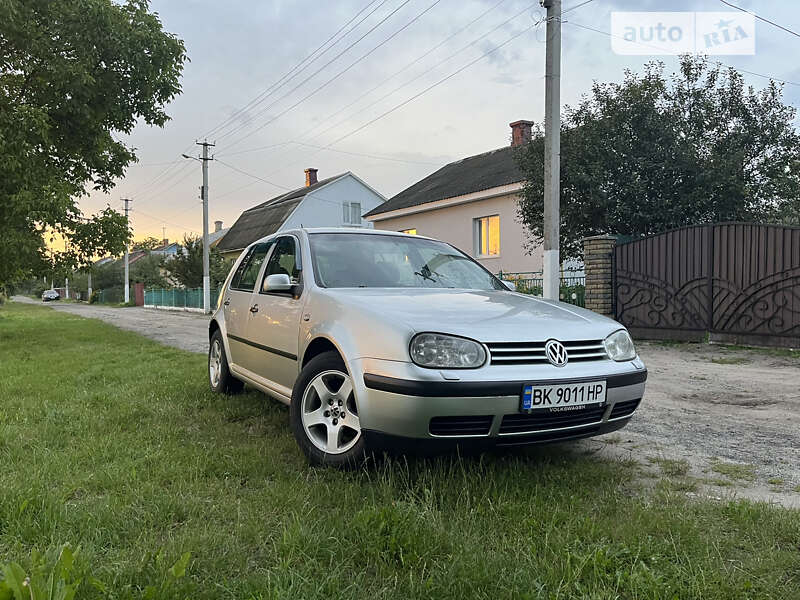2004 volkswagen golf