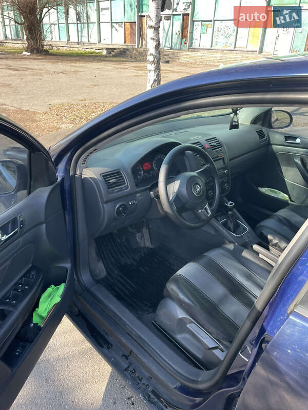 2004 volkswagen golf