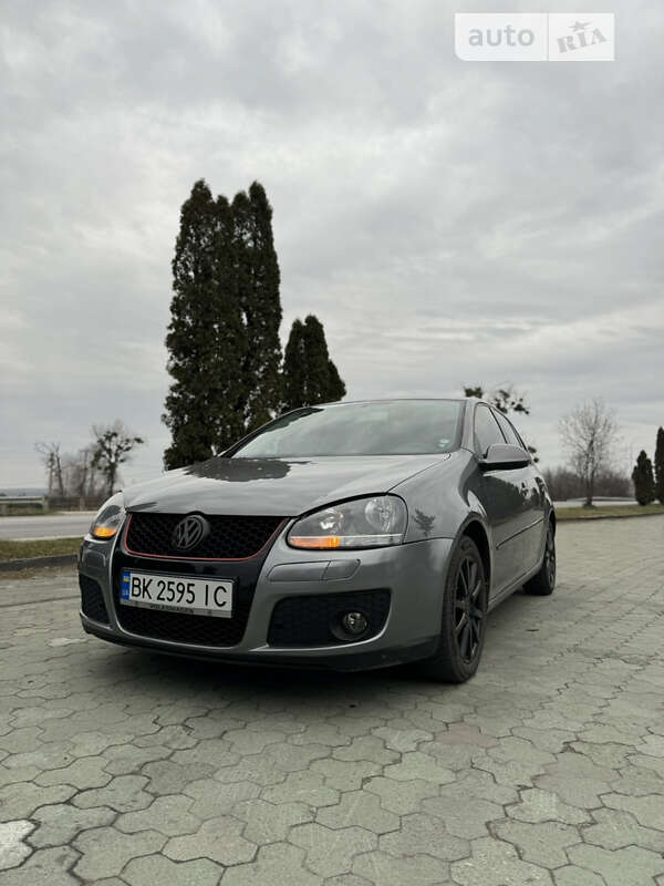 2004 volkswagen golf