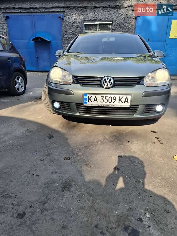 2004 volkswagen golf