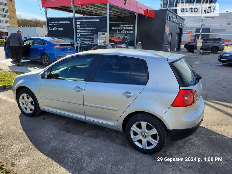 2004 volkswagen golf