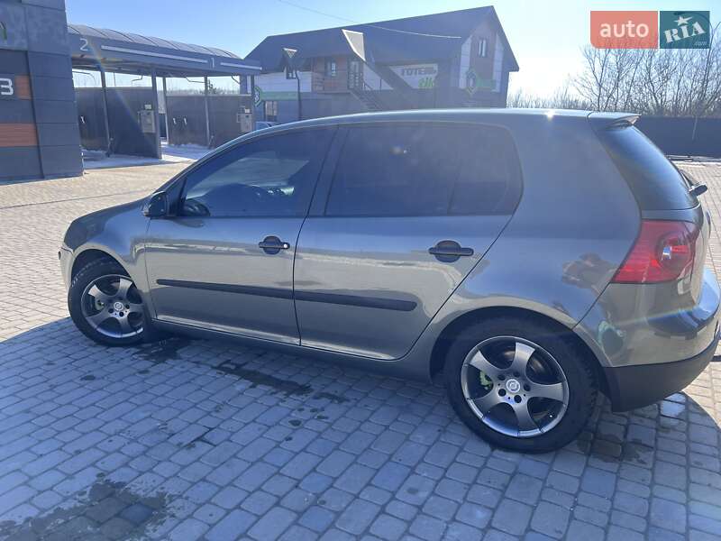 2004 volkswagen golf