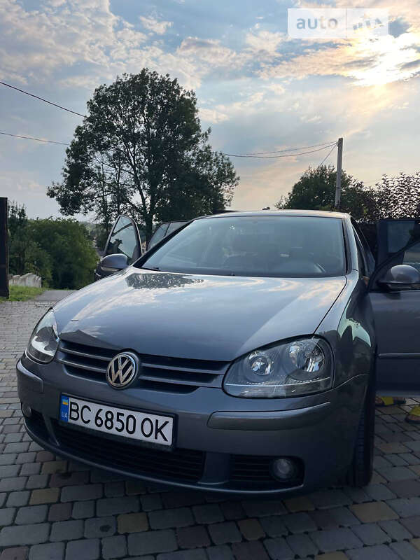 2004 volkswagen golf