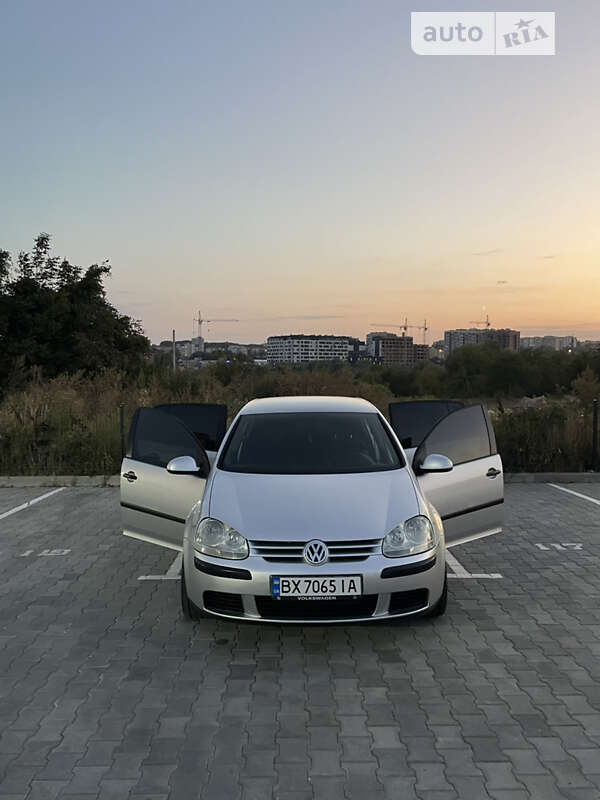 2004 volkswagen golf