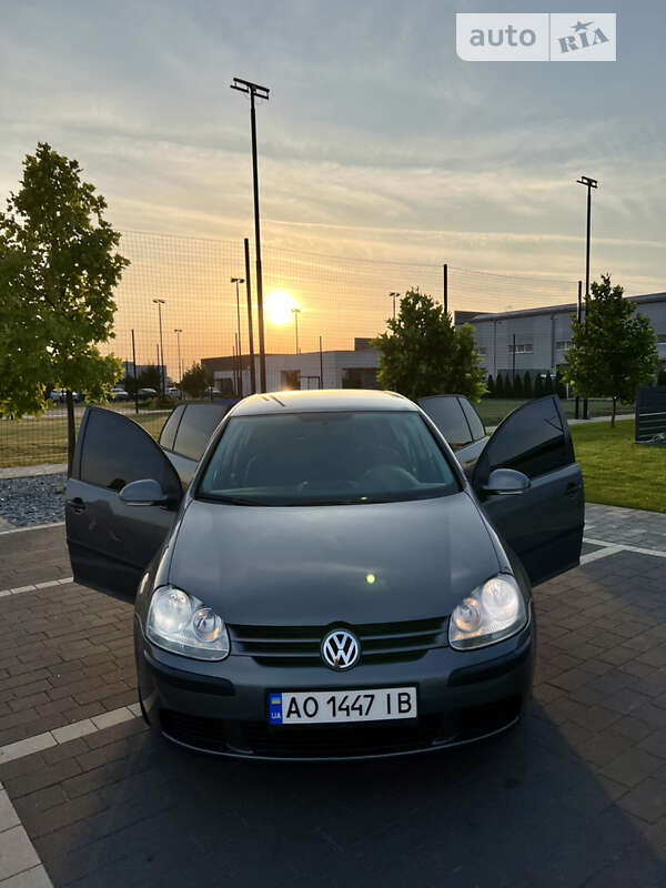 2005 volkswagen golf