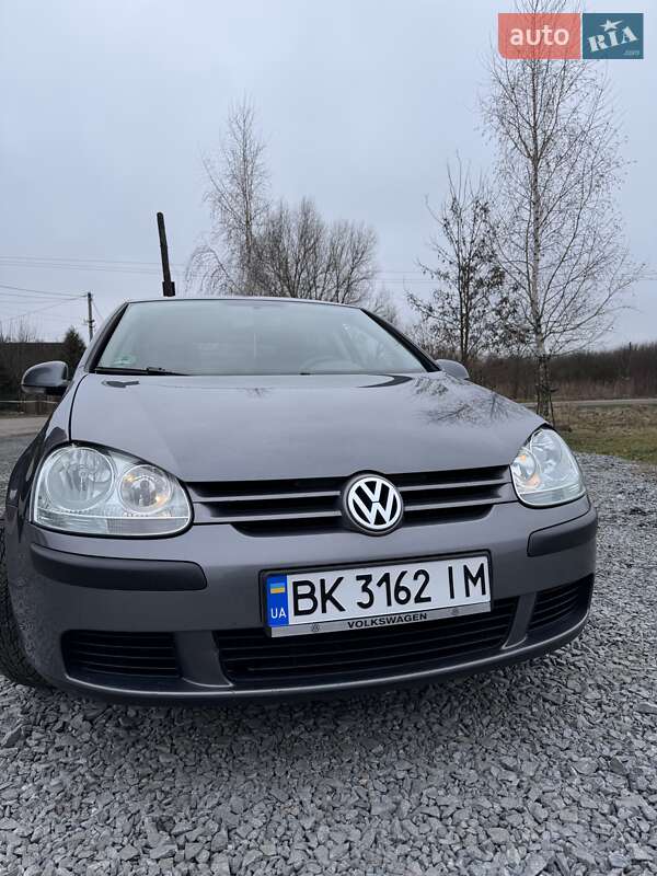 2005 volkswagen golf