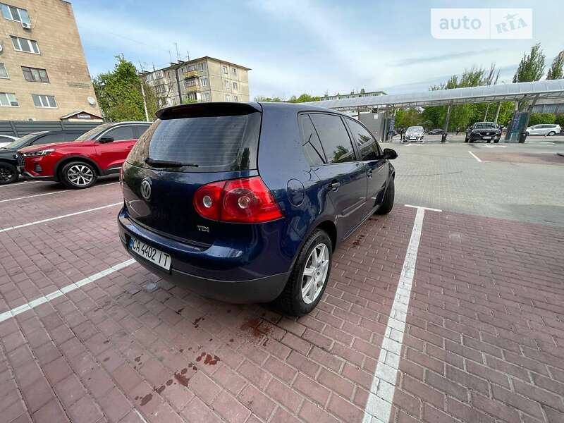 2005 volkswagen golf