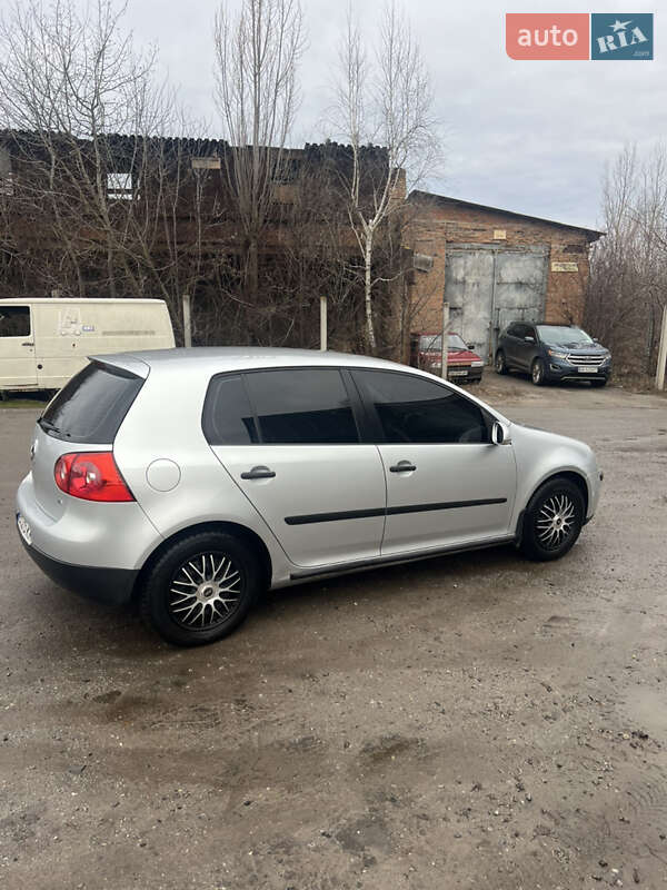 2005 volkswagen golf