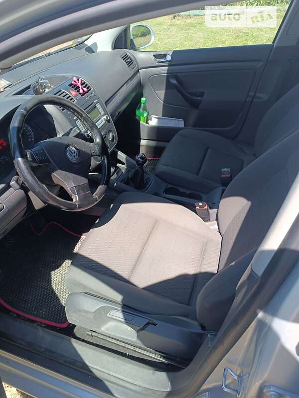 2005 volkswagen golf