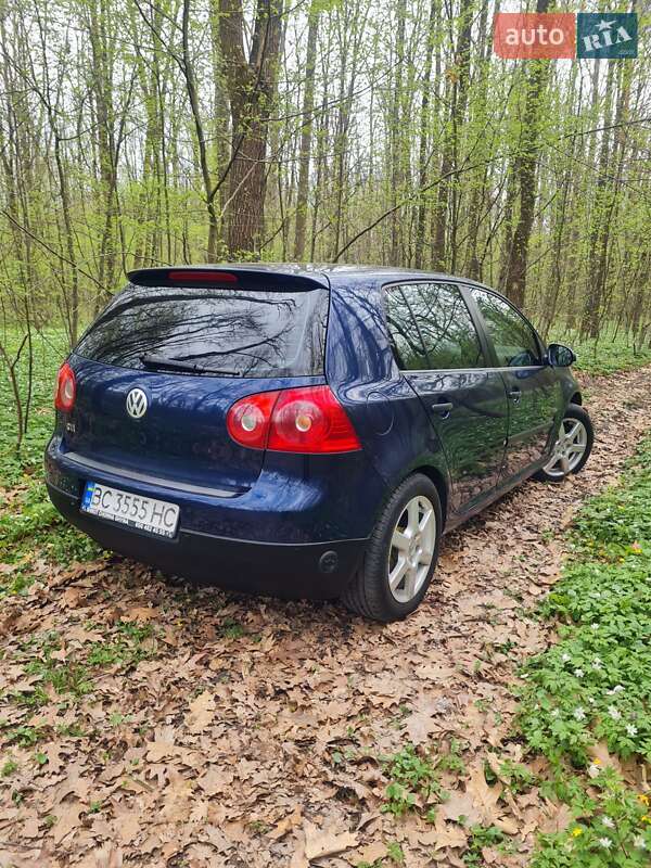 2005 volkswagen golf