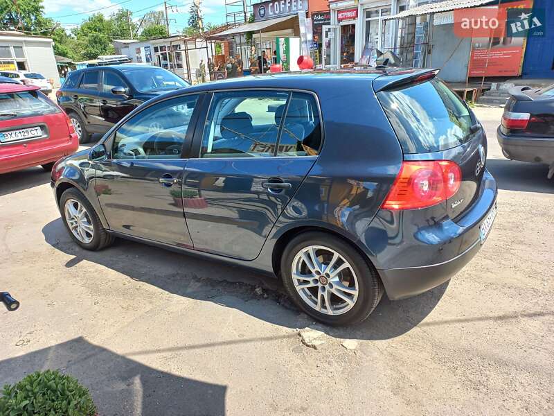 2004 volkswagen golf