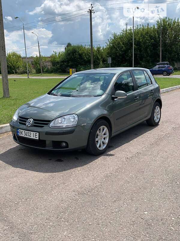 2004 volkswagen golf