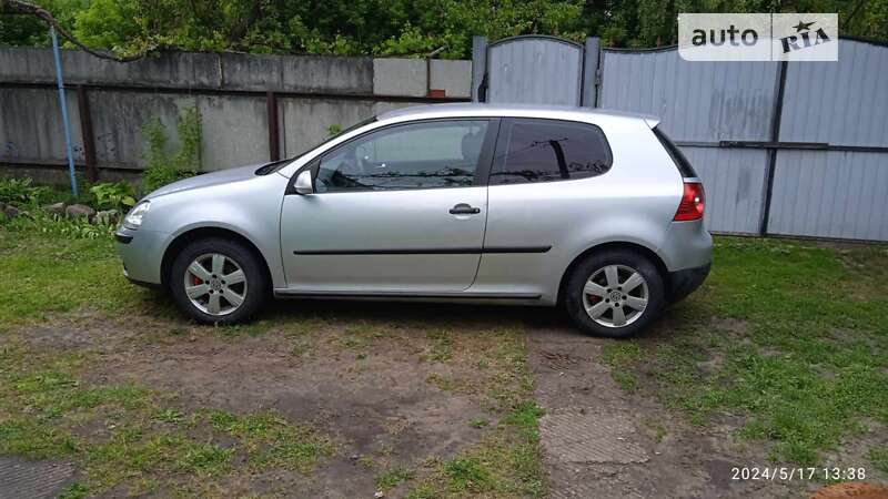 2005 volkswagen golf