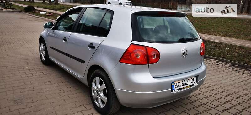 2005 volkswagen golf
