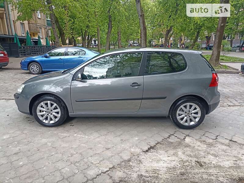 2005 volkswagen golf