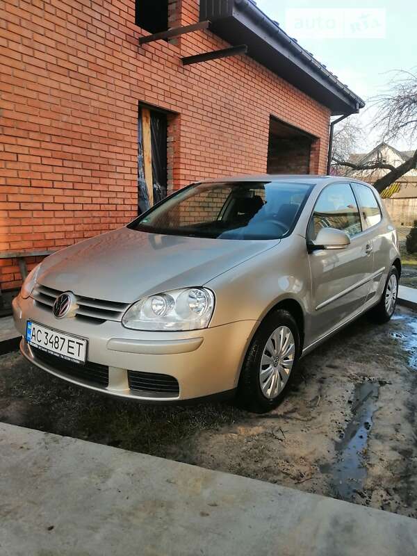2005 volkswagen golf