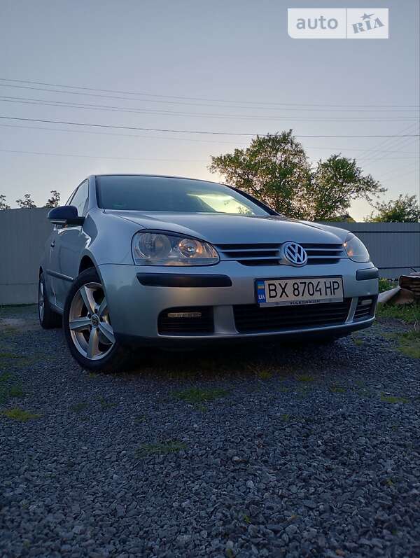 2005 volkswagen golf