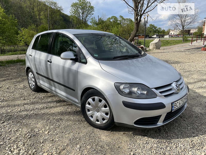 2004 volkswagen golf