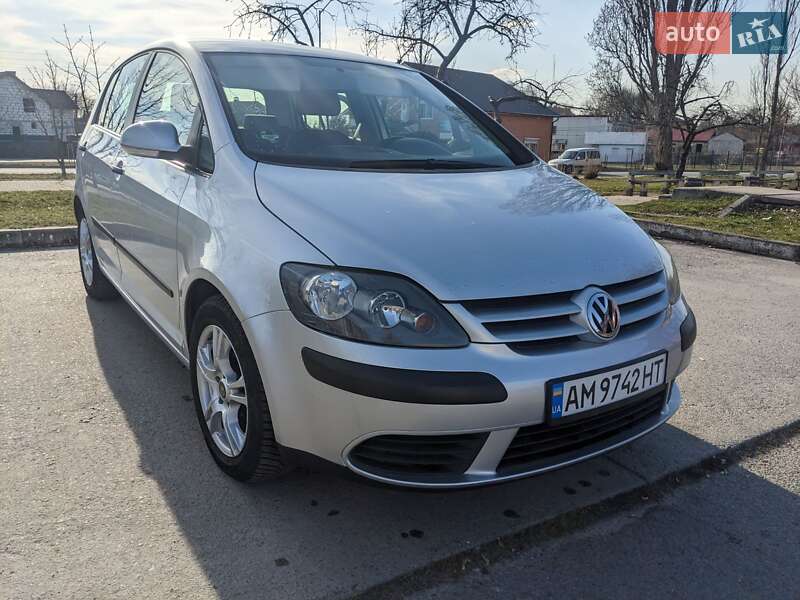 2005 volkswagen golf