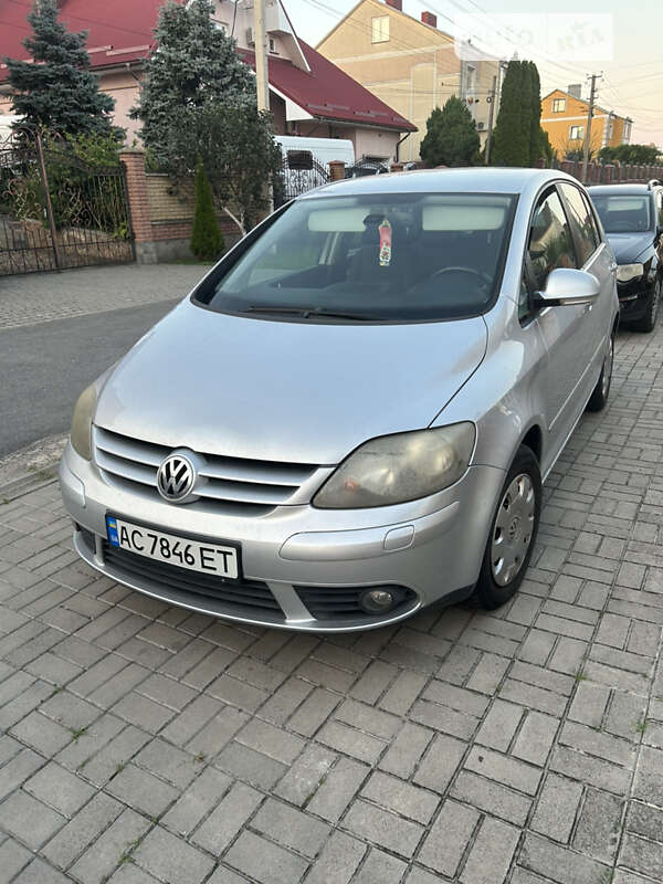 2005 volkswagen golf