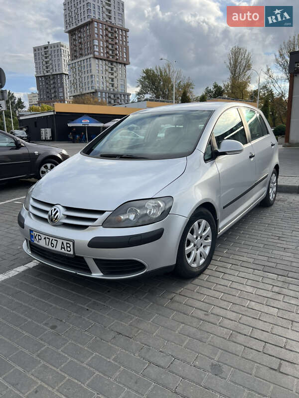 2005 volkswagen golf