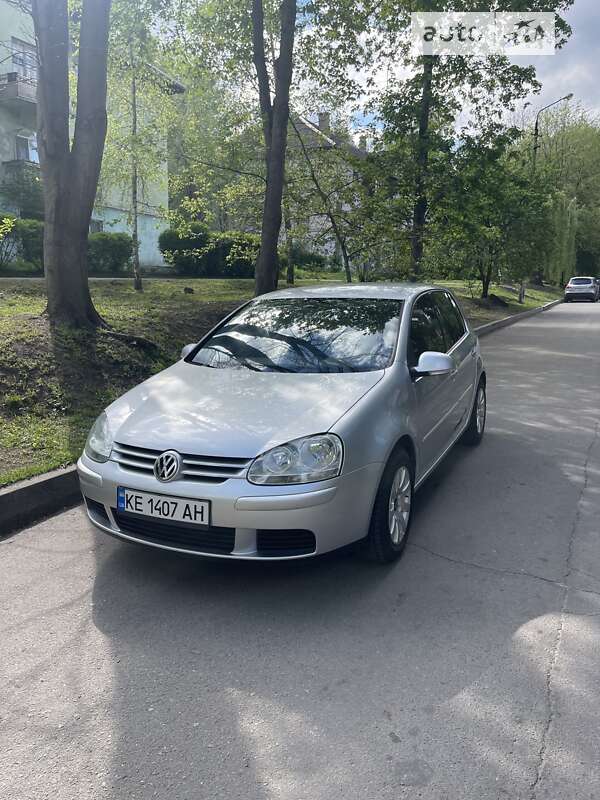 2005 volkswagen golf